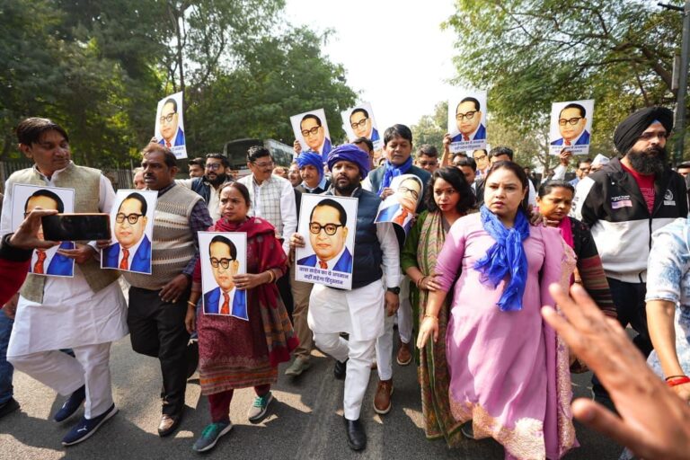 On Constitution Day, AAP removed ‘CM SHRI’ board from School of ...