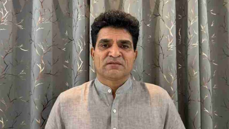 किसान नेता इसुदान गढ़वी के नेतृत्व में “दुष्काल घोषणा सत्याग्रह” को पहले ही दिन मिली आंशिक जीत