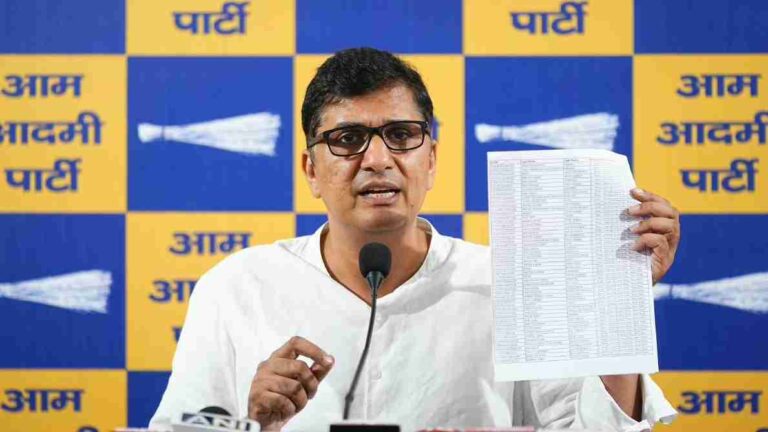 क्या दवा घोटाले की ईमानदारी से जांच करने की एसीबी प्रमुख को मिली सजा?- सौरभ भारद्वाज